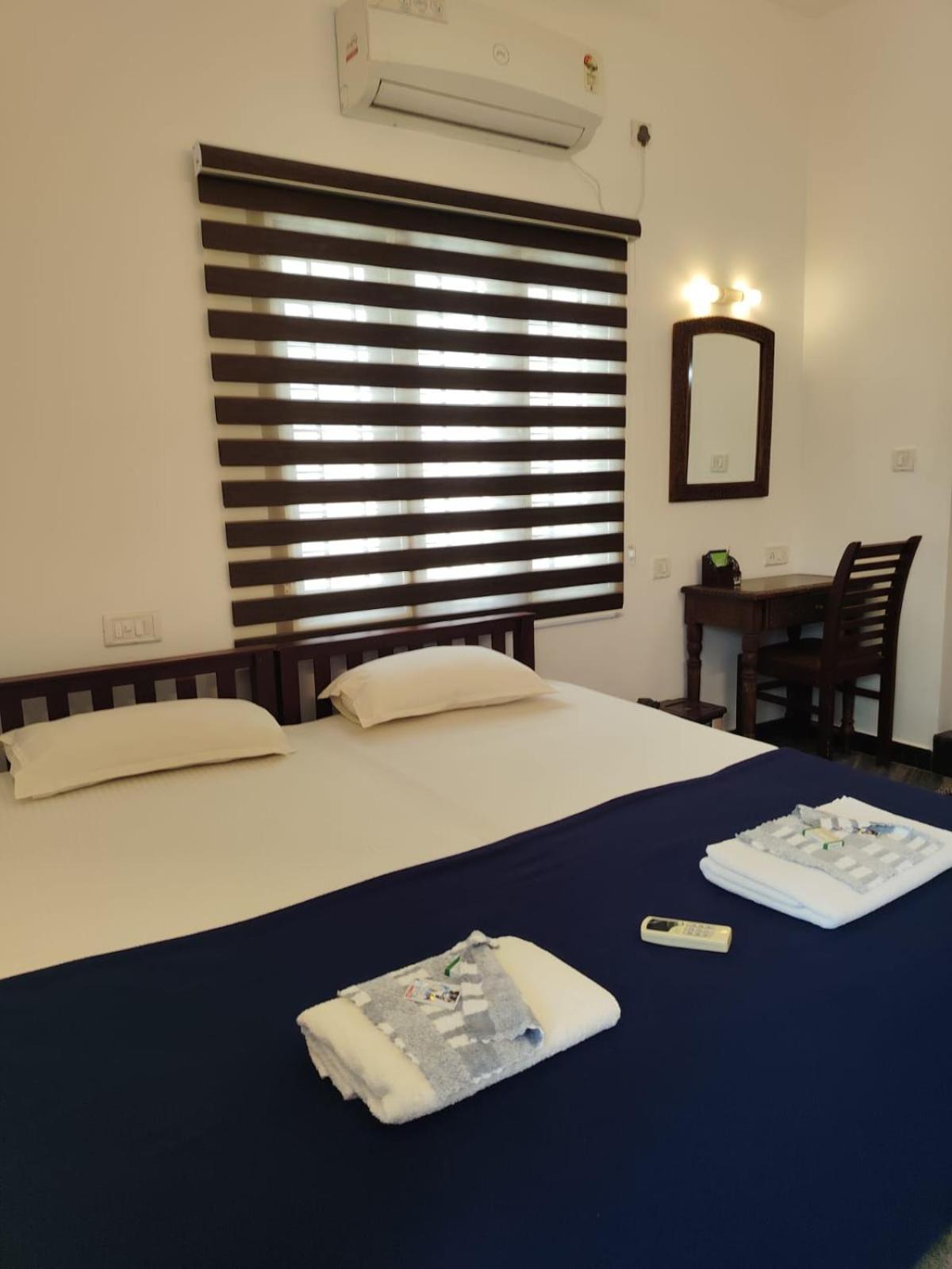 Janatha Homestay Kochi Buitenkant foto