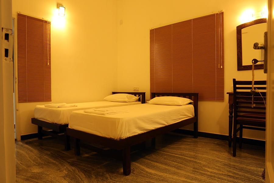 Janatha Homestay Kochi Buitenkant foto