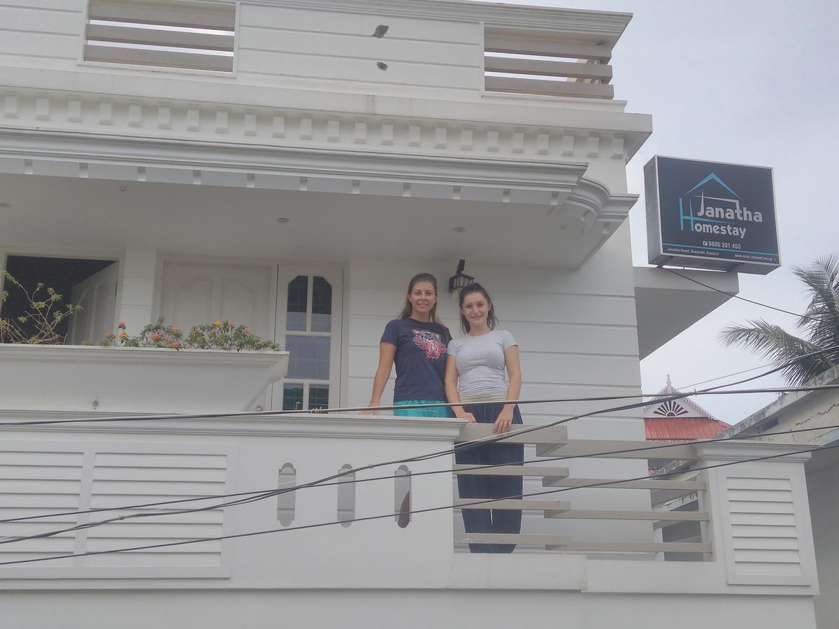 Janatha Homestay Kochi Buitenkant foto