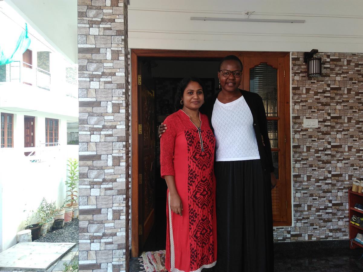 Janatha Homestay Kochi Buitenkant foto