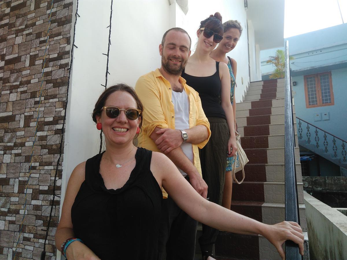 Janatha Homestay Kochi Buitenkant foto