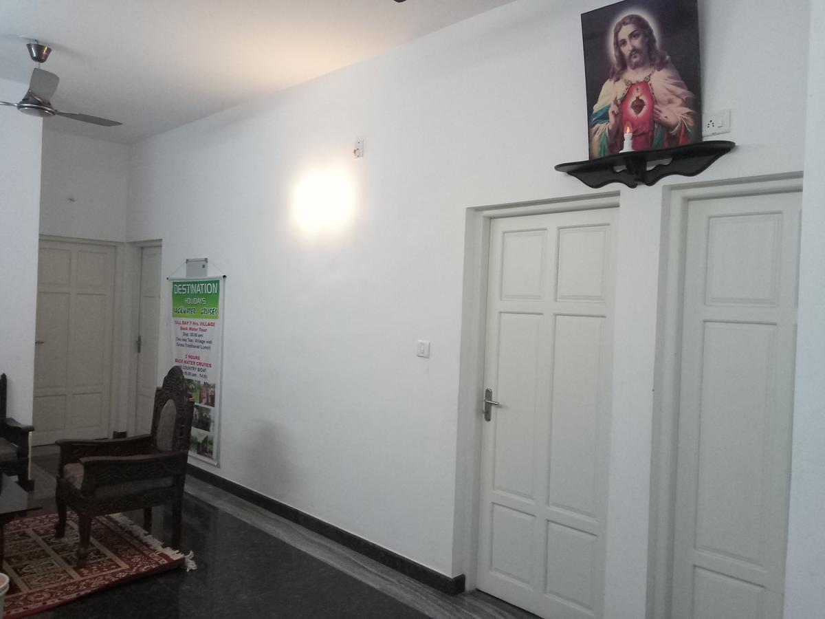 Janatha Homestay Kochi Buitenkant foto